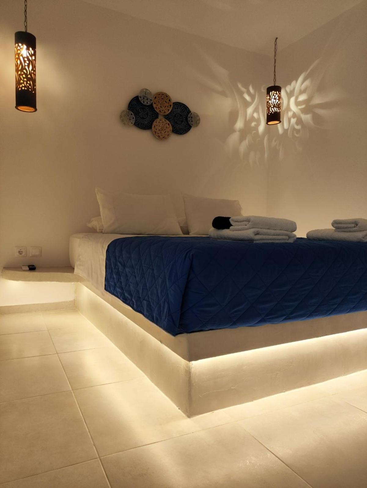 Diana'S Luxury Suites Kíthnos Exterior foto